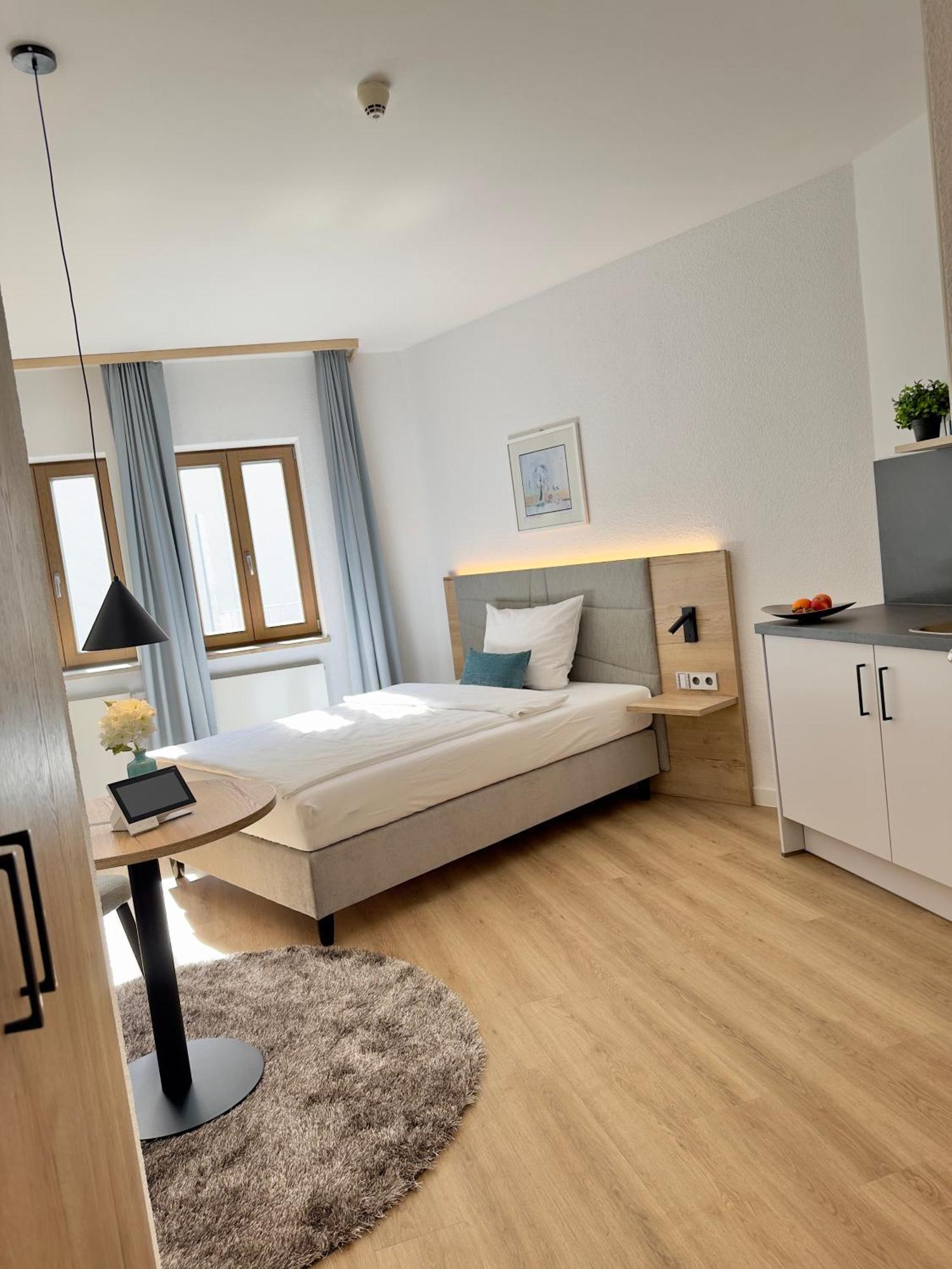 Living & Serviced Apartments By Blauer Wolf Gunzenhausen Exteriör bild